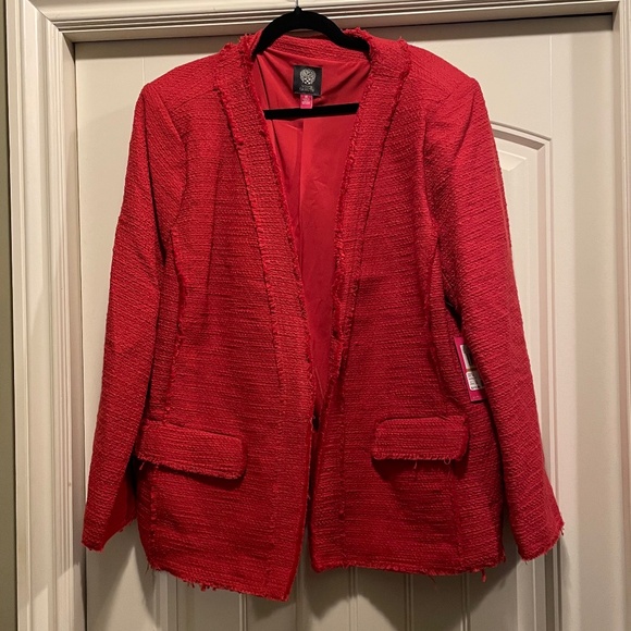Red jacket, long sleeve, textured with fray detail on all hems - Picture 1 of 2